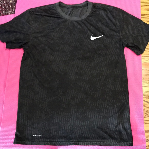NIKE size M dry-fit shirt
